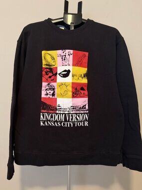 Chiefs Kingdom Version Kansas City Tour Graphic Crewneck Sweatshirt - Black